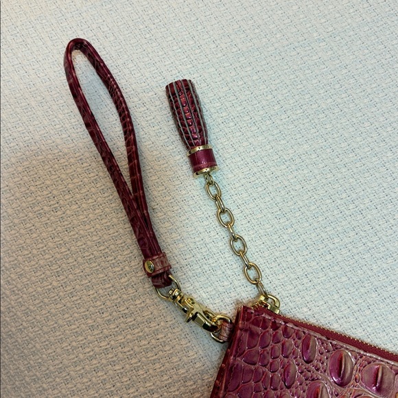 Brahmin pink color wristlet - Picture 3 of 9